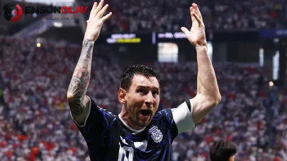 Messi'nin 2 harika asistiyle Arjantin, İngiltere'yi 85. dakikadan sonra devirerek Dünya Kupası finaline yükseldi!