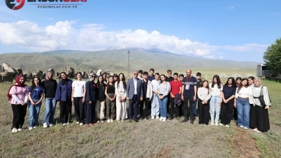 Ağrı Dağı eteğinde Bilim Kafe buluşması