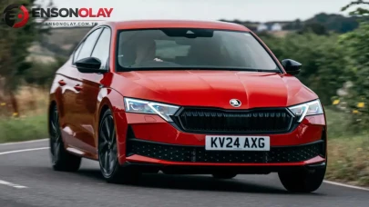 2027 Skoda Octavia'nın makyajı ile sürpriz hibrit motor seçeneği ve göz alıcı yenilenen tasarım detayları ortaya çıktı!