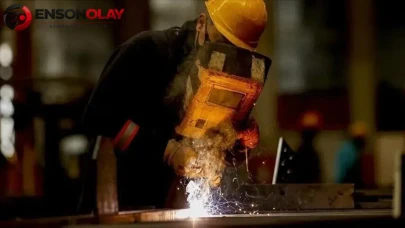 Ücretli İşçi Sayısında Yıllık %0,5 Artış Görüldü