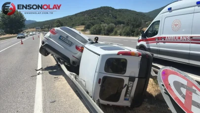 Bilecik'te iki otomobil çarpıştı, 4 kişi yaralandı