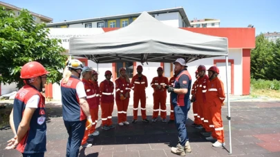 Beylikdüzü'nde Afet Gönüllülerine Canlı Arama Kurtarma Eğitimi Verildi