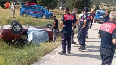 Burdur'da otomobil şarampole devrildi : 1 kişi öldü, 1 kişi yaralandı