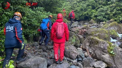 Rize'de balık tutmak için girdikleri ormanda kaybolan 3 kişi bulundu