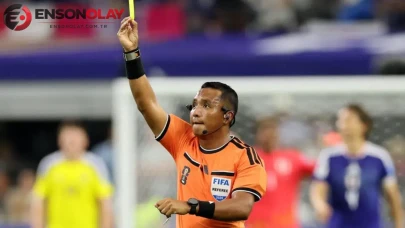 Fransa-İspanya yarı final maçının hakemi Ivan Barton oldu