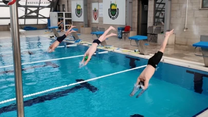 İnegöl'de Yüzme Sporu Popülerliğini Artırıyor