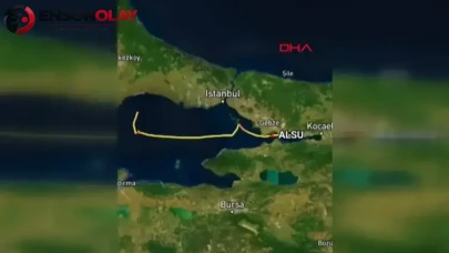 Türk Bayraklı Ticari Gemiler Çarpıştı: 10 Kişilik Mürettebattan Haber Yok