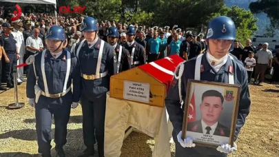 KKTC'den Mersin'e gitmek üzere yola çıkan gemi kaza yaptı: 8 ölü, 241 kurtarıldı, 20 yolcu kayıp. İstanbul'da fahri ateş defnedildi