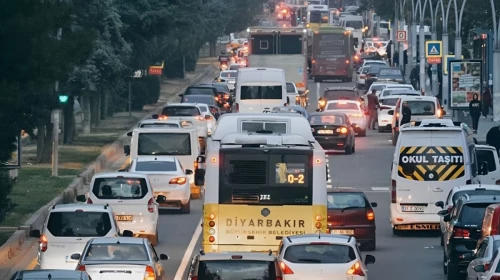 Diyarbakır'da trafik sorununa çözüm: Yapay zeka uygulaması hizmete girdi!