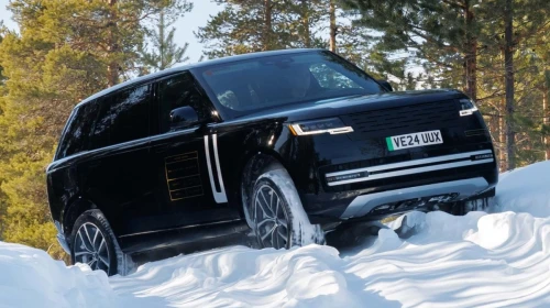 Yepyeni Range Rover Elektrikli Modeli Tanıtıldı! Performansıyla Göz Kamaştıracak!