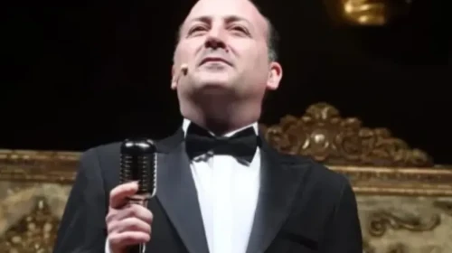 Ünlü komedyen Tolga Çevik bel fıtığı nedeniyle sahne performanslarını erteledi