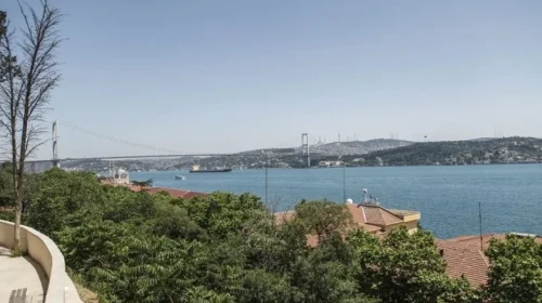7 Tepeye Nakşedilen  4 Muhafız Bekçi