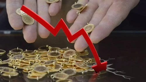 Altın yatırımcısı dikkat! Fiyatlarda sert düşüş: Gram altın kritik seviyenin altına indi!