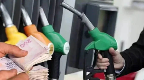 Araç sahiplerine müjde! Benzin ve motorine indirim gözüktü: İşte 7 Mayıs 2025 güncel akaryakıt fiyat listesi