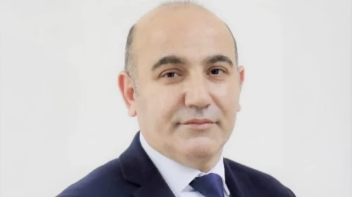 Elazığ'ın Gazetecilik Sektöründeki Değerli İsmi Arif Çakmak Hayatını Kaybetti - Gazeteci Arif Çakmak'ın Kariyeri Araştırılıyor