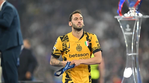 Hakan Çalhanoğlu'na dev teklif