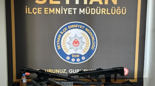 Adana’da silah ticaretine darbe: Takip edilen araçtan cephanelik çıktı!