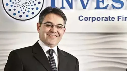 Investco Holding'un sahibi Mustafa Ünal, vergi kaçakçılığı suçlamalarıyla gözaltına alındı. Mustafa Ünal, İstanbul doğumlu ve 45 yaşındadır.