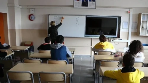 Eğitim ve Öğretim Yılı Takvimi: Okulların Kapanış Tarihleri ve Yaz Tatilinin Başlangıcı Belli Oldu!