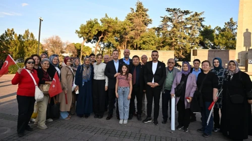 10 Ekim'de Kuvayımilliye Ruhu Yeniden Canlandı: Türk Milleti Meydanlara Akın Etti!