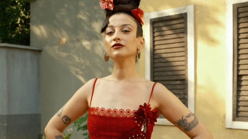 Ünlü şarkıcı Melike Şahin, Grammy Ödülleri'nde 4 farklı kategoride aday gösterildi!