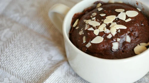 Fırına gerek kalmadan enfes kekler yapmanın sırrı burada! Birbirinden farklı lezzetleri tek seferde deneyimleyin!