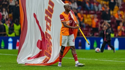 Victor Osimhen dünya devinin transfer listesinde