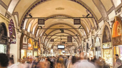 Kapalı Çarşı'da Şaşırtıcı Bir Canlılık! 50 Yıldır Gözlenmeyen Bir Olay Meydana Geliyor