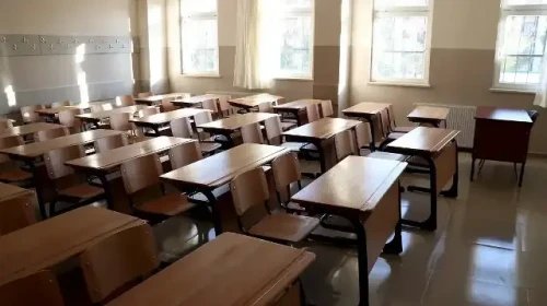 Marmara'da yaşanan 5 büyüklüğündeki depremin ardından merak ediliyor: Yarın (3 Ekim Cuma günü) okullar tatil olacak mı?