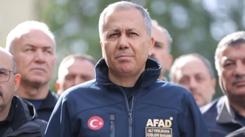 Yerlikaya: Depremde 4 bina yıkıldı, 26 kişi yaralandı