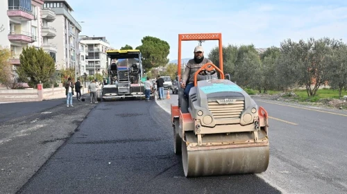 Akhisar'da Yolların Kalitesi Yükseliyor, Sürücüler Rahat Bir Ulaşım Deneyimi Yaşayacak