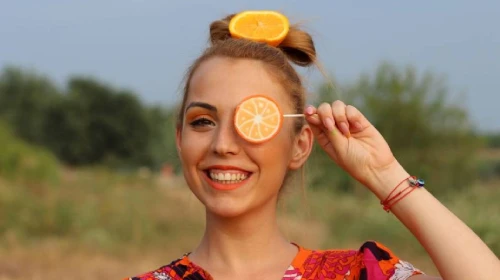 Yapılan Çalışma Gösterdi: C Vitamini Cildi İçten Güçlendiriyor!