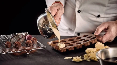 Beslenme Yanılgısı: Gerçekte Çikolata Değil, Yağ Tüketiyorsunuz!