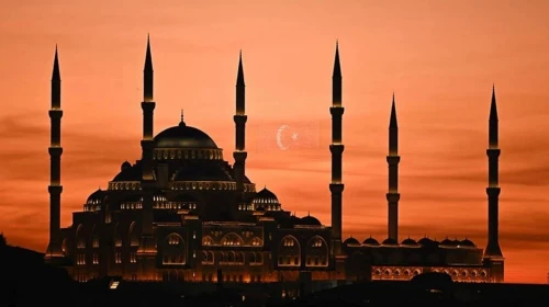 2026 Berat Kandili Tarihi Belli Oldu: İşte Kutlu Gece için Belirlenen Tarih!