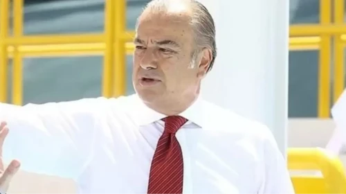 Cemal Özgörkey, Türk iş dünyasının önemli isimlerinden biridir. İzmir doğumlu olan iş insanı Cemal Özgörkey, Otomotiv ve enerji sektörlerinde faaliyet gösteren Özgörkey Holding'in Yönetim Kurulu Başkanıdır. Şu anda 60 yaşında olan Cemal Özgörkey, başarılı kariyeri ve liderlik vasıflarıyla tanınmaktadır.