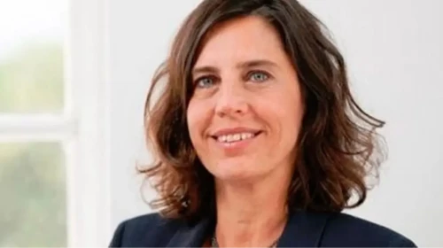 Türkiye Futbol Federasyonu eski yöneticisi Ebru Köksal, şike soruşturması kapsamında gözaltına alındı