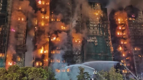 Hong Kong'da Wang Fuk Court Yangını: 159 Ölüm ve Güvenlik İhlalleri Ortaya Çıktı, Tarihin En Ağır Felaketi