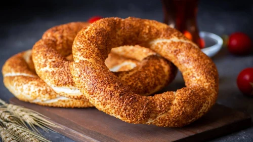 İzmir'de simit fiyatları bir kez daha yükseldi, vatandaşlar tepkili