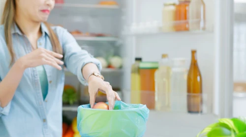 Evde yayılan kötü kokulara anında çözüm bulundu! Artık çöp kutusundan gelen kötü kokularla baş etmek çok daha kolay