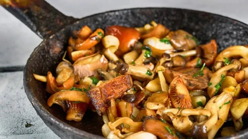 Mantar Sote Yemeği: Lezzetiyle Herkesi Büyüleyen Tarif! Mutlaka Deneyin!