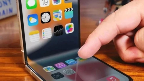 Uzun zamandır merakla beklenen gelişme sonunda gerçekleşti! Katlanabilir iPhone'un teknik özellikleri sızdırıldı
