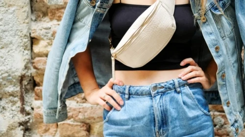 "Mom Fit Nedir? Bu Tarz Kimlere Yakışır? Mom Jean'in Şaşırtıcı Etkisi"