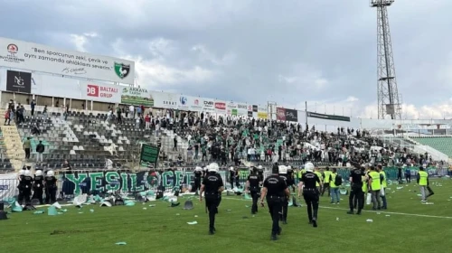 59 yıl sonra amatöre düşen Denizlispor'da faturayı personele kestiler!