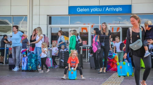 Antalya tüm zamanların nisan rekoru kırıldı