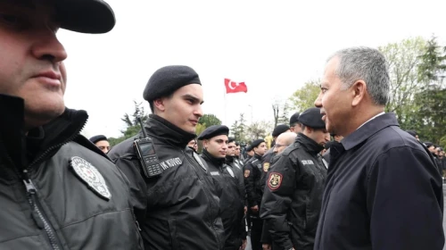 Bakan Yerlikaya'dan 1 Mayıs açıklaması: 78 ilde 212 etkinlik yapıldı, 409 şahıs gözaltına alındı