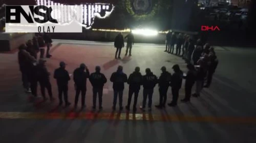 İstanbul'da DEAŞ terör örgütüne yönelik eş zamanlı operasyonda 9 şüpheli yakalandı.