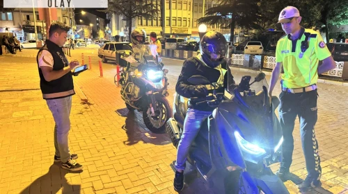 Yalvaç'ta polisten motosiklet denetimi