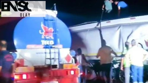 Susurluk'ta TIR ile akaryakıt tankeri çarpıştı: 1 Yaralı