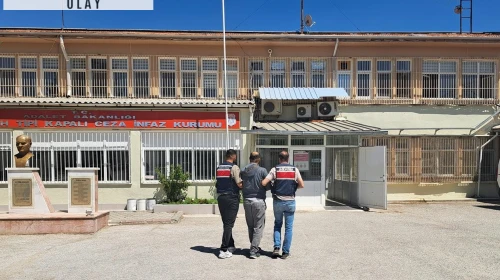 Interpol tarafından kırmızı bültenle aranan şüpheli yakalandı