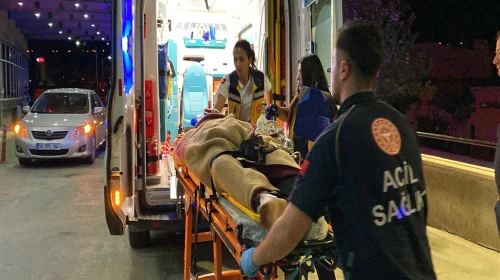 Araçta başından tabancayla vuruldu; yanındaki 2 arkadaşı gözaltına alındı